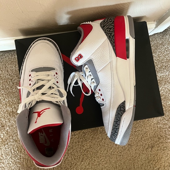 Jordan 3 Fire Red main image 4
